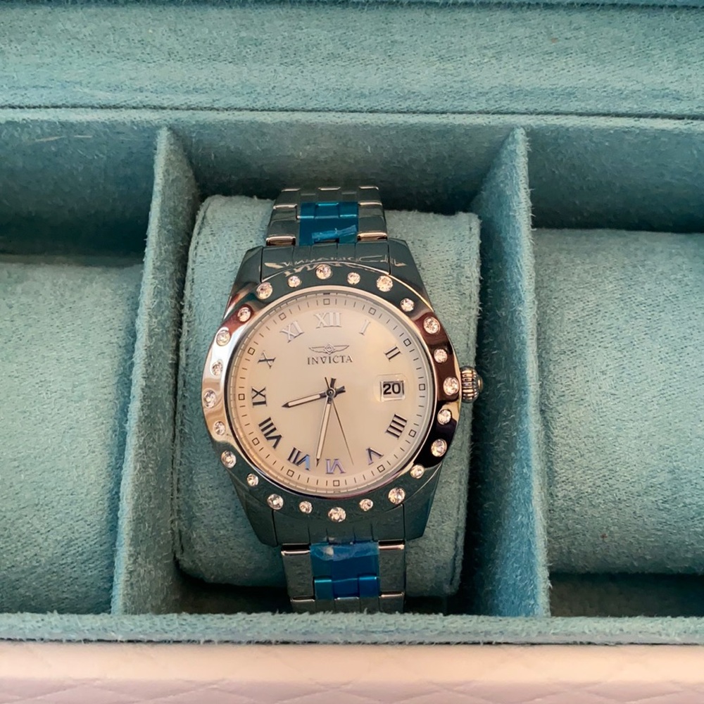 Invicta Angel watch Crystal bezel